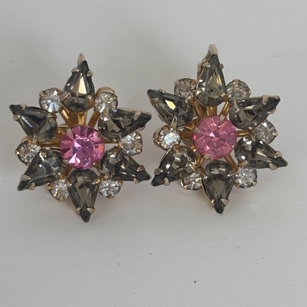 Hattie Carnegie Clip-On Earrings Pink Smoky Grey Rhinestones Jewelry Vintage - Picture 10 of 10